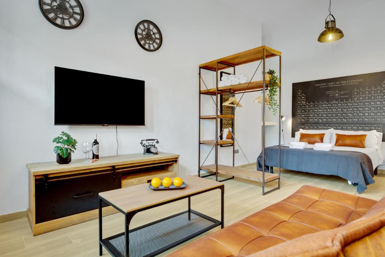 Апартаменты Bohemian Loft Малага Экстерьер фото